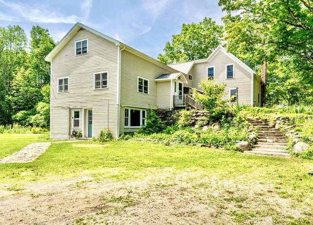 Property at 14 Coach Rd, Greenfield, NH 03047, 6 beds, 4 baths