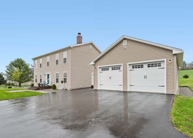 Property at 101 Waterman St, Barre Town, VT 05649, 3 beds, 2.5 baths