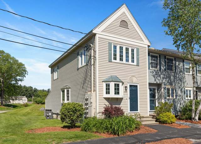 Property at 928 Fox Hollow Dr, Hudson, NH 03051, 2 beds, 1.5 baths