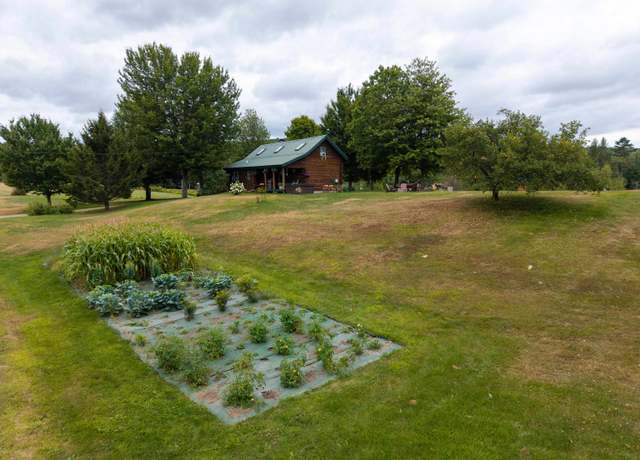 Property at 10 Duval Rd, Dalton, NH 03598, 3 beds, 2 baths