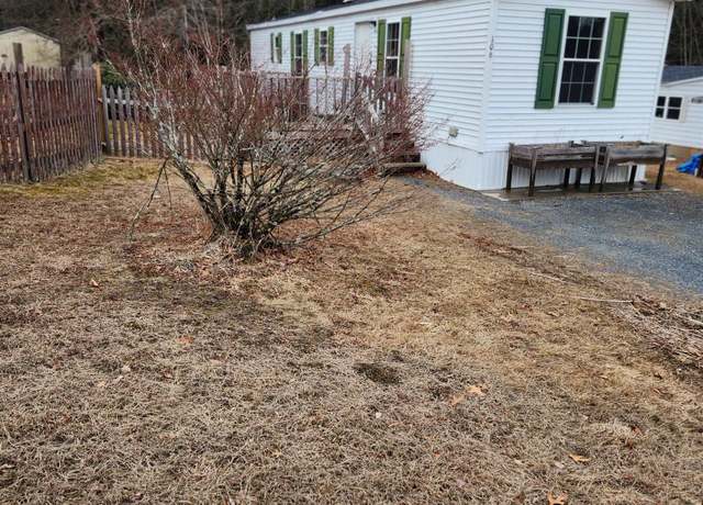 Property at 106 Lat Ln, Swanzey, NH 03446, 3 beds, 1 bath