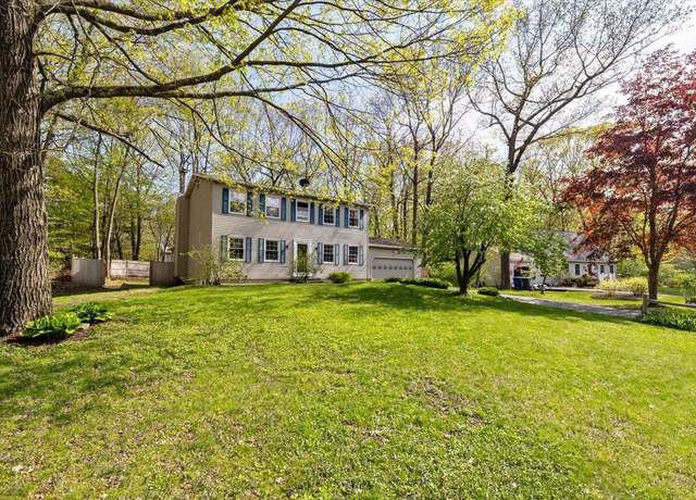 Property at 447 Oak Cir, Colchester, VT 05446, 4 beds, 2.5 baths