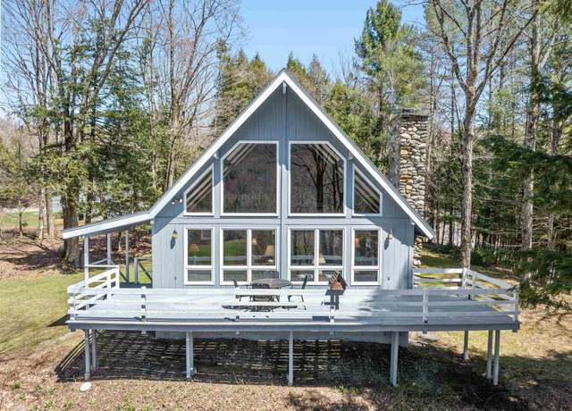 Property at 115 Spruce Holw, Stowe, VT 05672, 3 beds, 2 baths