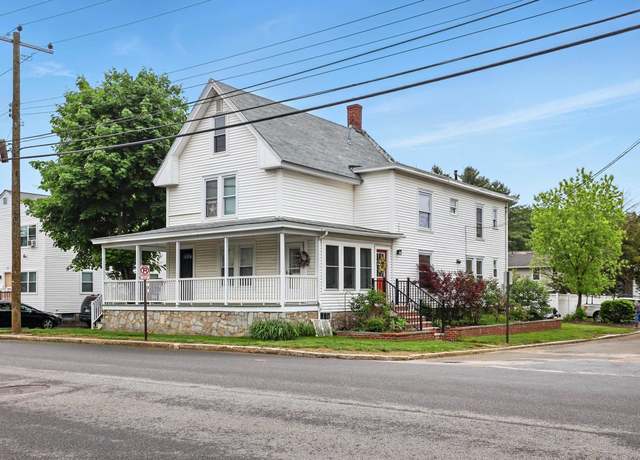 Property at 265 Calef Rd, Manchester, NH 03103, 4 beds, 2 baths