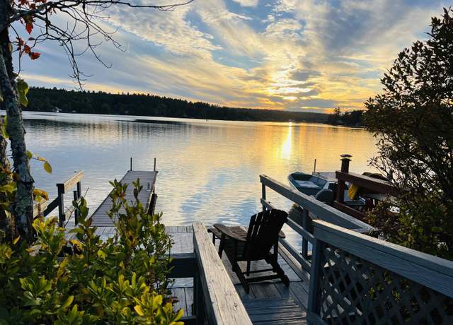 Property at 8 Park Ave, Northwood, NH 03261, 2 beds, 1 bath