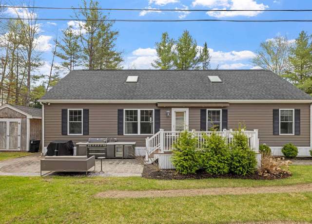 Property at 4 Barvel Whang Rd, Tuftonboro, NH 03816, 2 beds, 2 baths
