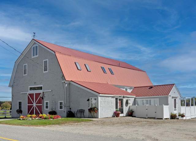 Property at 245 Arundel Rd, Kennebunk Port, ME 04046-5203, 5 beds, 2.5 baths