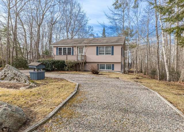 Property at 6 Skyline Dr, Kennebunk Port, ME 04046, 4 beds, 1.5 baths