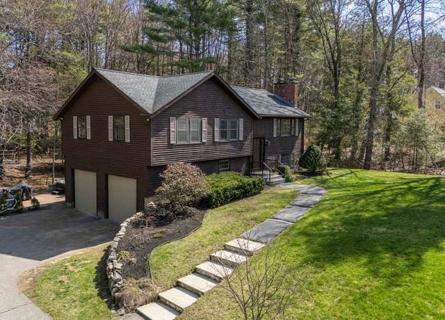 Property at 12 Butterfield Ln, Stratham, NH 03885, 3 beds, 2 baths