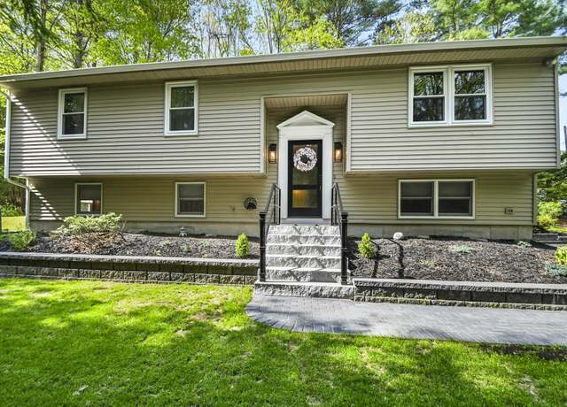 Property at 4 Tamarack Ln, Raymond, NH 03077, 2 beds, 2 baths