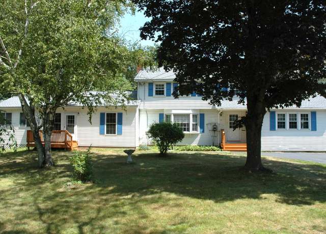 Property at 10 South Rd, Londonderry, NH 03053, 4 beds, 2.5 baths