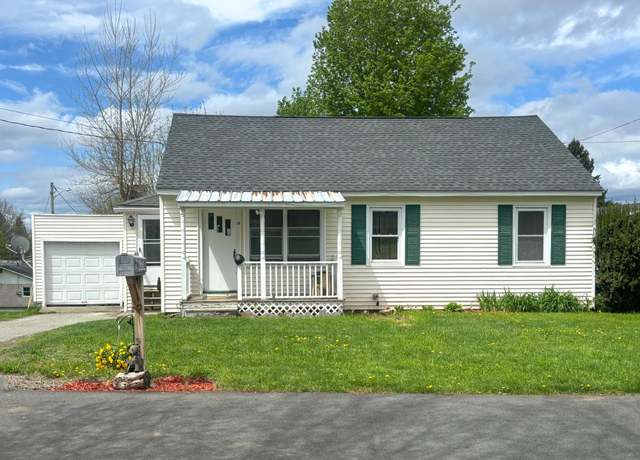 Property at 54 Kingsbury Ave, Derby, VT 05830, 2 beds, 1 bath