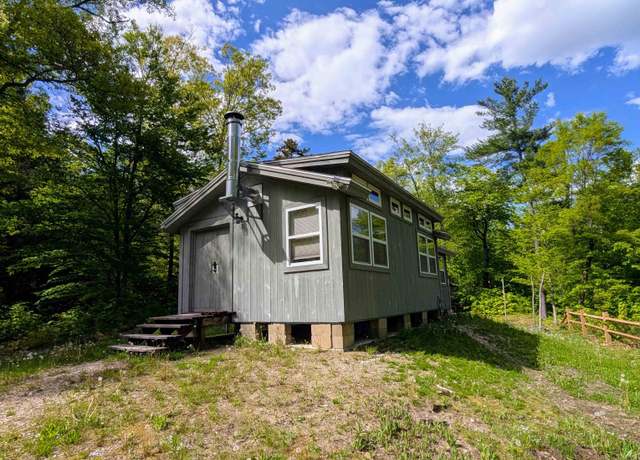 Property at 538 Lily Pond Rd, Haverhill, NH 03780, 1 bed, 1 bath