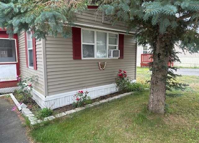 Property at 72 Crystal Springs Way, Somersworth, NH 03878, 2 beds, 2 baths
