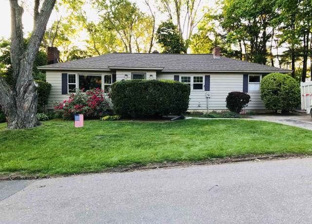 Property at 2 Hillcrest Rd, Essex Junction, VT 05452, 2 beds, 1 bath
