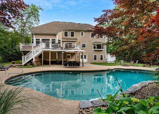 Property at 74 Settlers Ct, Bedford, NH 03110, 4 beds, 4.5 baths