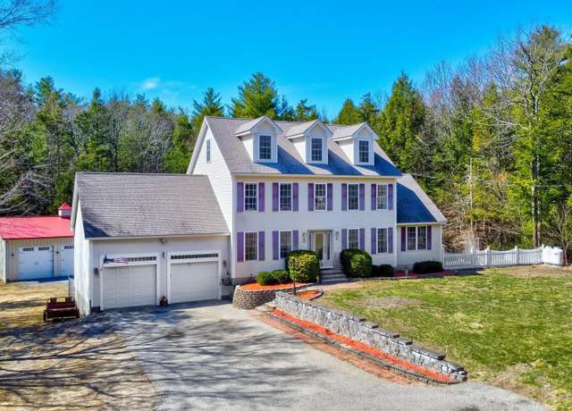 Property at 10 Ann Logan Cir, Raymond, NH 03077, 3 beds, 2.5 baths