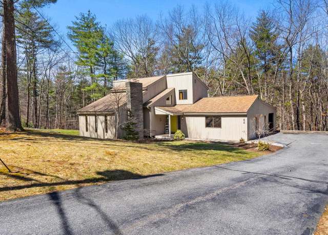 Property at 54 Truell Rd, Hollis, NH 03049, 4 beds, 1.5 baths