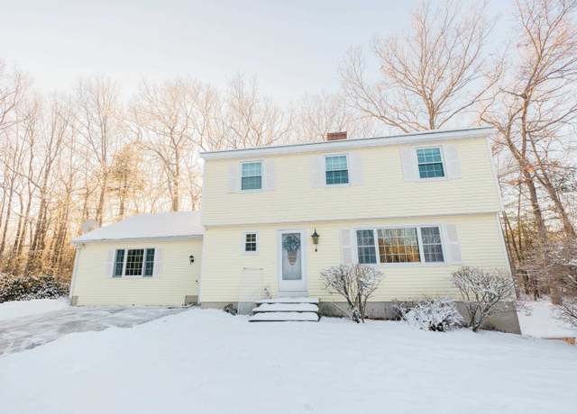 Property at 40 Garlan Ln, Hooksett, NH 03106, 5 beds, 3.5 baths