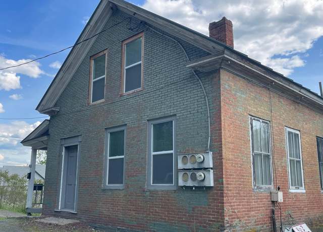 Property at 10 Park St, Randolph, VT 05060, 2 beds, 1 bath