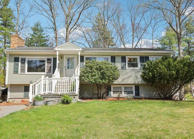Property at 8 Brian Ave, Salem, NH 03079, 5 beds, 2 baths