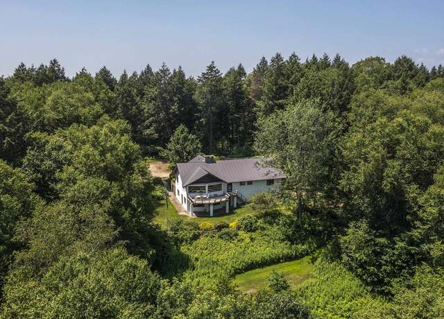 Property at 266 Barlow Rd, Springfield, VT 05156, 4 beds, 3.5 baths