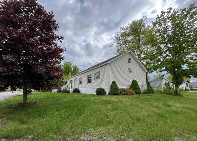 Property at 11 Firelite Rd, Conway, NH 03818, 3 beds, 2 baths