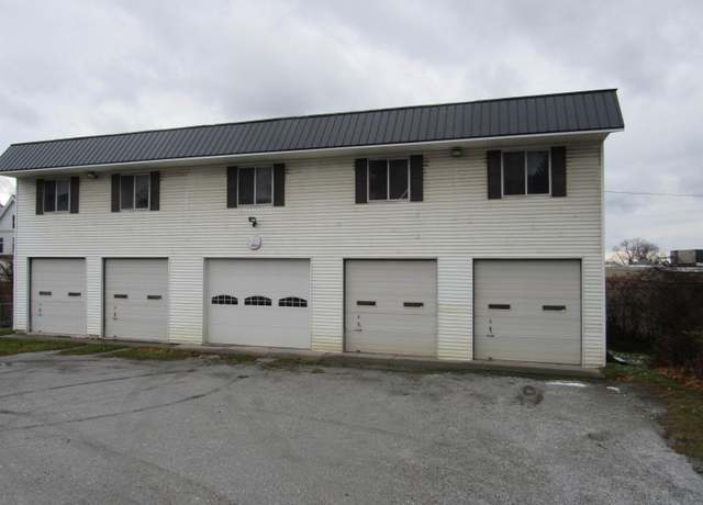 Property at 10 Messenger St, St. Albans City, VT 05478, 6 beds, 2 baths