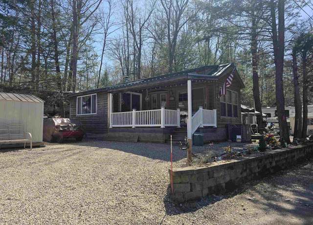 Property at 27 Chocorua Way, Rochester, NH 03867, 2 beds, 1 bath