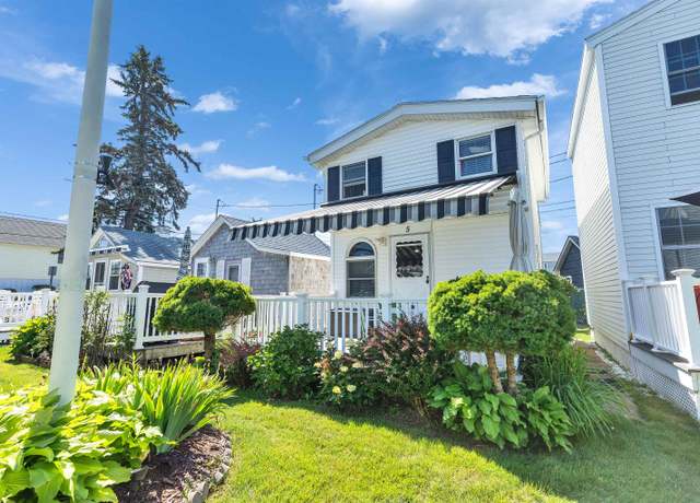 Property at 66 Kings Hwy #5, Hampton, NH 03842, 1 bed, 1 bath