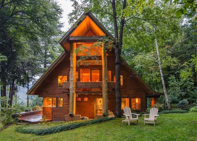 Property at 190 Upper Pines Rd, Warren, VT 05674, 5 beds, 3.5 baths