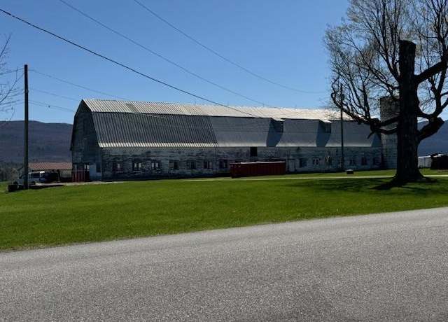 Property at 795B Lower Foote St, Middlebury, VT 05753