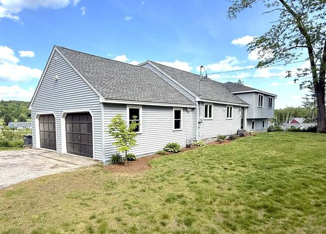 Property at 481 Woodlawn Ridge Rd, Pembroke, NH 03275, 5 beds, 4 baths