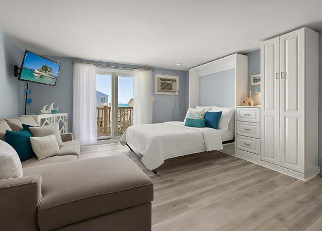 Property at 415 Ocean Blvd Unit 2B, Hampton, NH 03842, 1 bed, 1 bath