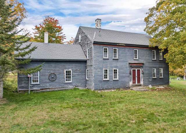 Property at 42 College Rd, Wolfeboro, NH 03894, 5 beds, 5.5 baths