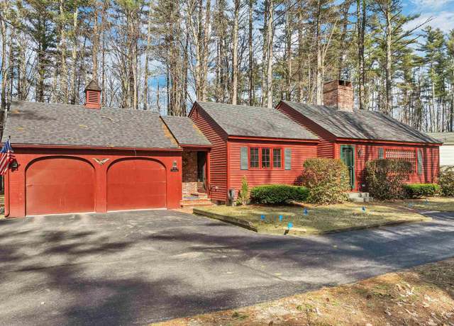 Property at 4 Dove St, Wolfeboro, NH 03894, 2 beds, 2 baths