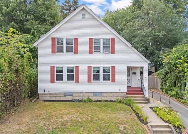 Property at 591 Lake(Upper) Ave, Manchester, NH 03103, 3 beds, 1.5 baths