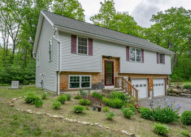 Property at 52 Forest Rd, Barnstead, NH 03225, 3 beds, 2 baths