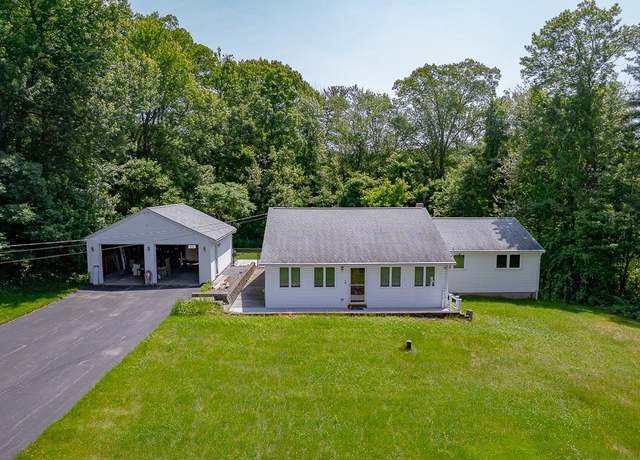 Property at 4 Appaloosa Ave, Pelham, NH 03076, 3 beds, 2 baths