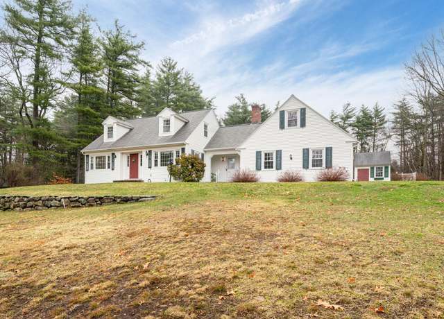 Property at 10 Cricket Hill Dr, Amherst, NH 03031, 3 beds, 1.5 baths