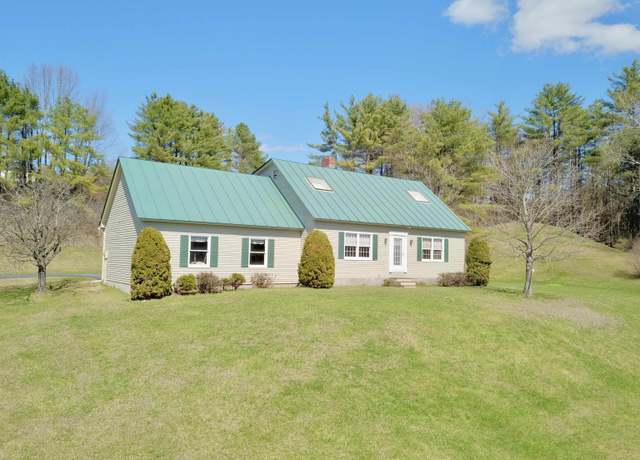 Property at 15 Farr Rd, Lebanon, NH 03766, 3 beds, 1.5 baths