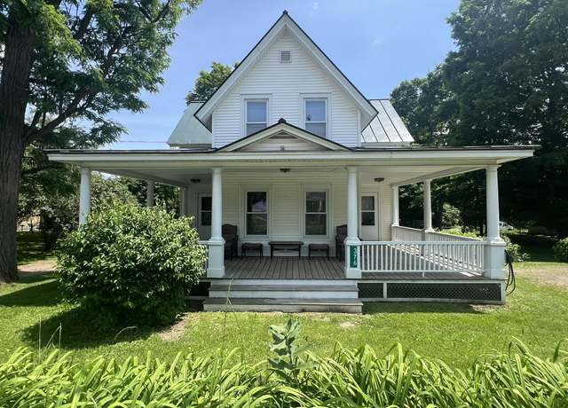 Property at 376 Route 15, Jericho, VT 05465, 3 beds, 1.5 baths