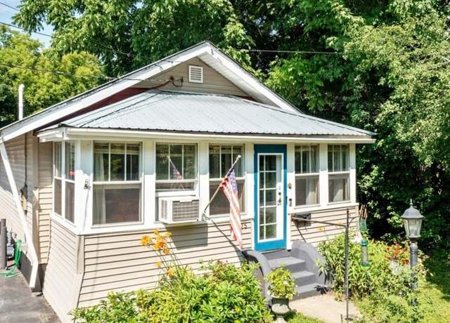 Property at 75 Aldis St, Saint Albans, VT 05478, 2 beds, 1 bath