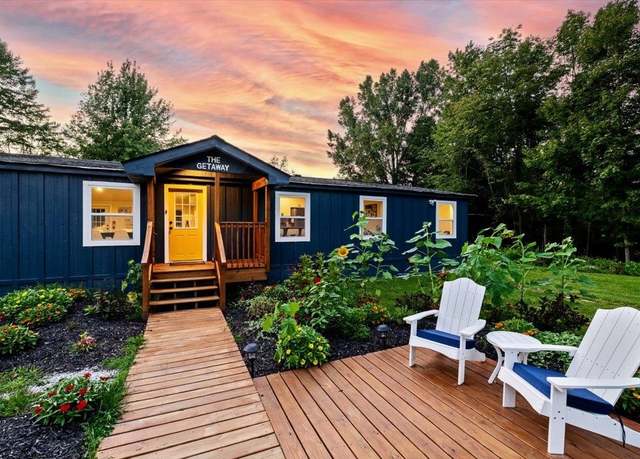 Property at 312 St Albans Rd, Swanton, VT 05488, 4 beds, 2 baths