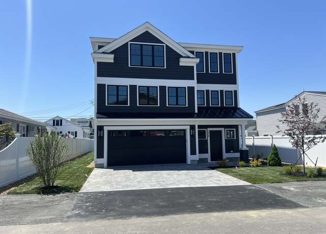 Property at 172 Tilton St, Seabrook, NH 03874, 4 beds, 3.5 baths