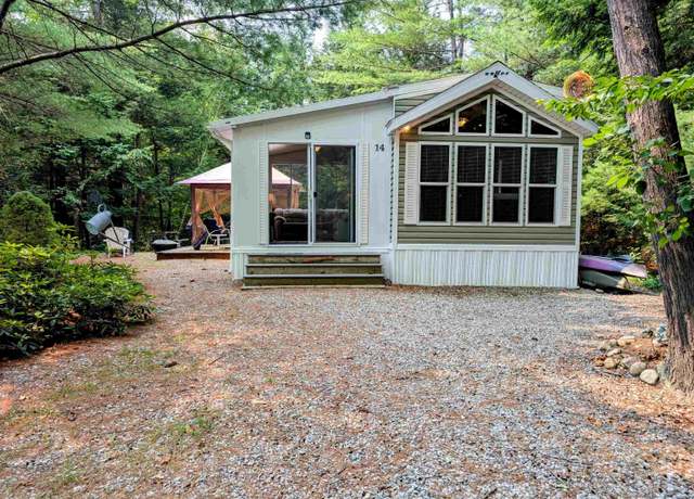 Property at 14 Overlook Rd, Holderness, NH 03245, 1 bed, 1 bath
