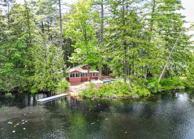 Property at 28 Brook Ln, Conway, NH 03818, 2 beds, 1 bath