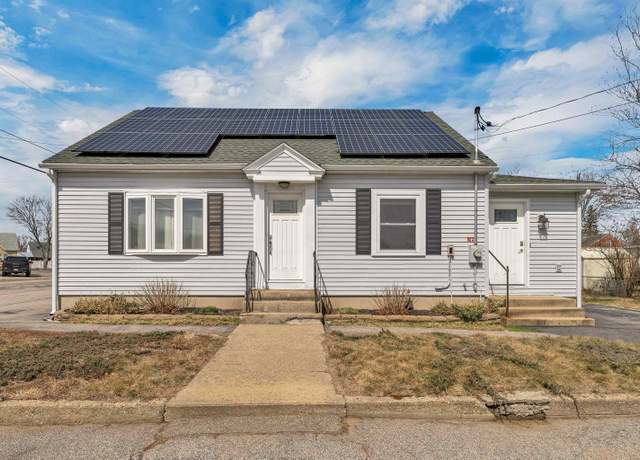 Property at 1 Cross St, Goffstown, NH 03045, 3 beds, 2 baths