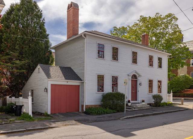 Property at 72 Summer St, Portsmouth, NH 03801, 3 beds, 1.5 baths