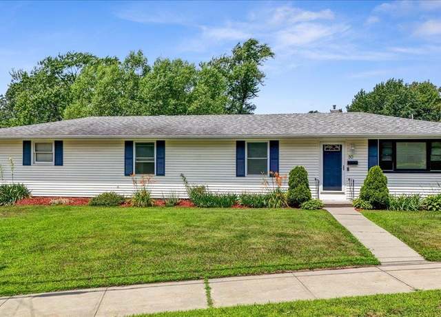 Property at 30 Bernard St, Winooski, VT 05404, 3 beds, 1.5 baths